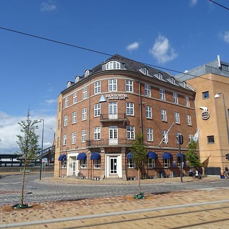 Danhostel Odense City Екстер'єр фото The station in 2012