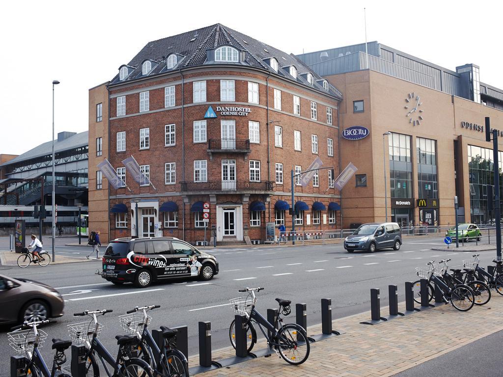 Danhostel Odense City Екстер'єр фото The station building