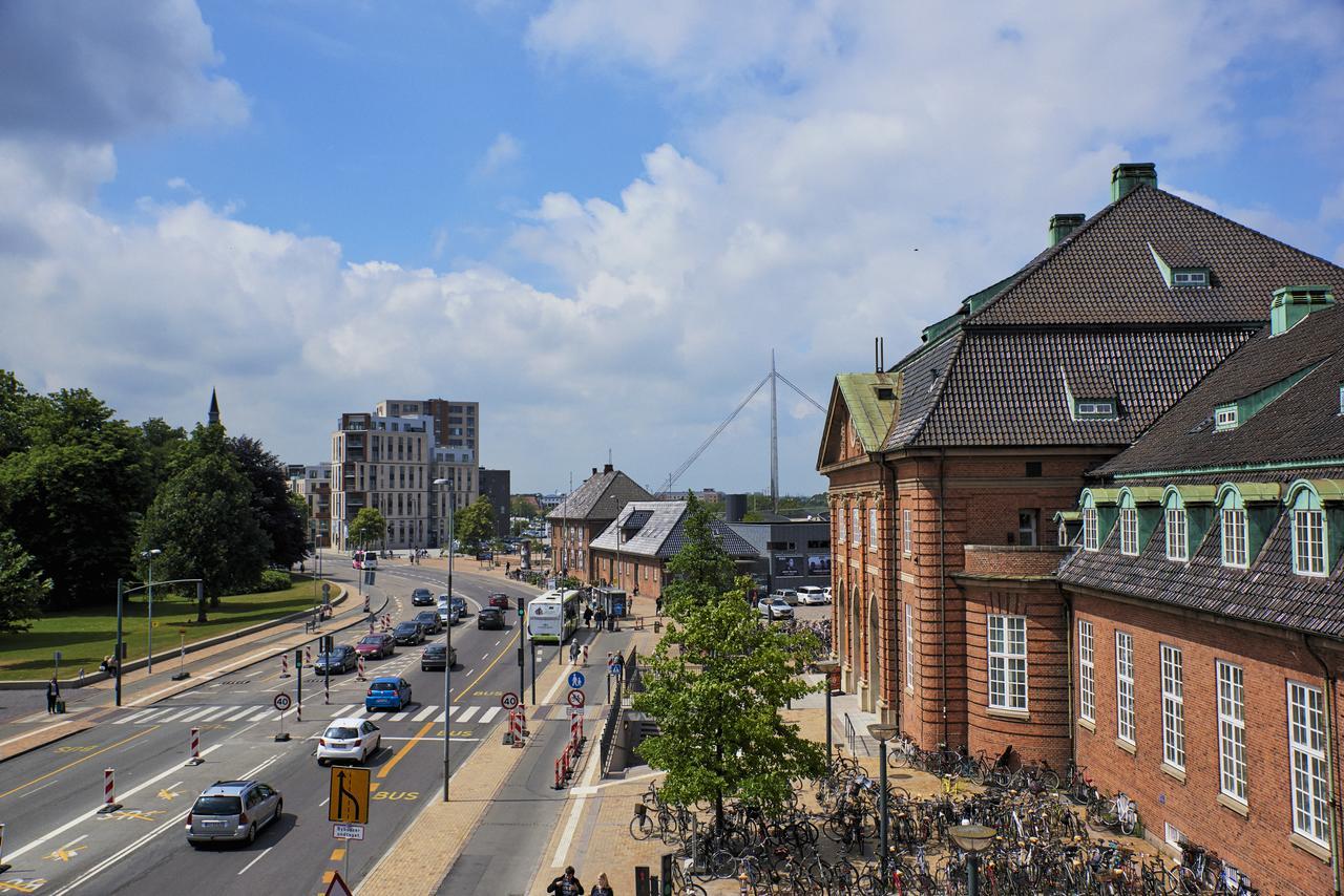 Danhostel Odense City Екстер'єр фото The Royal Library, Copenhagen