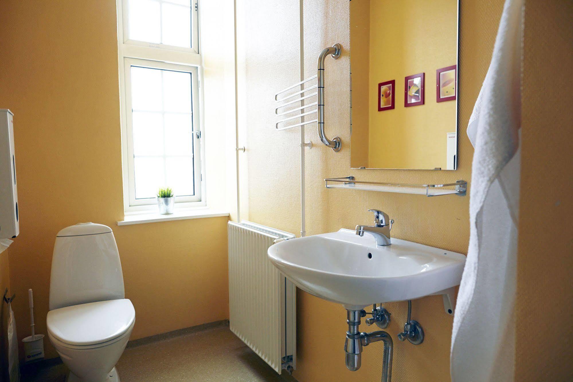 Danhostel Odense City Екстер'єр фото Bathroom