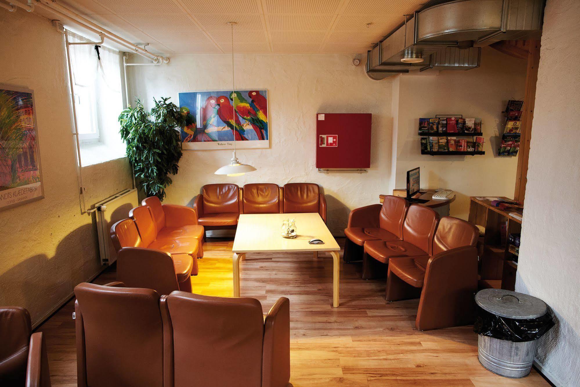 Danhostel Odense City Екстер'єр фото The interior of the hostel